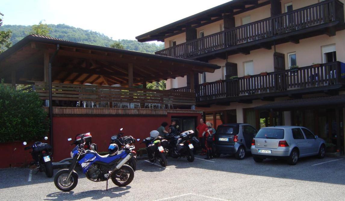 Hotel Natisone San Pietro al Natisone ภายนอก รูปภาพ